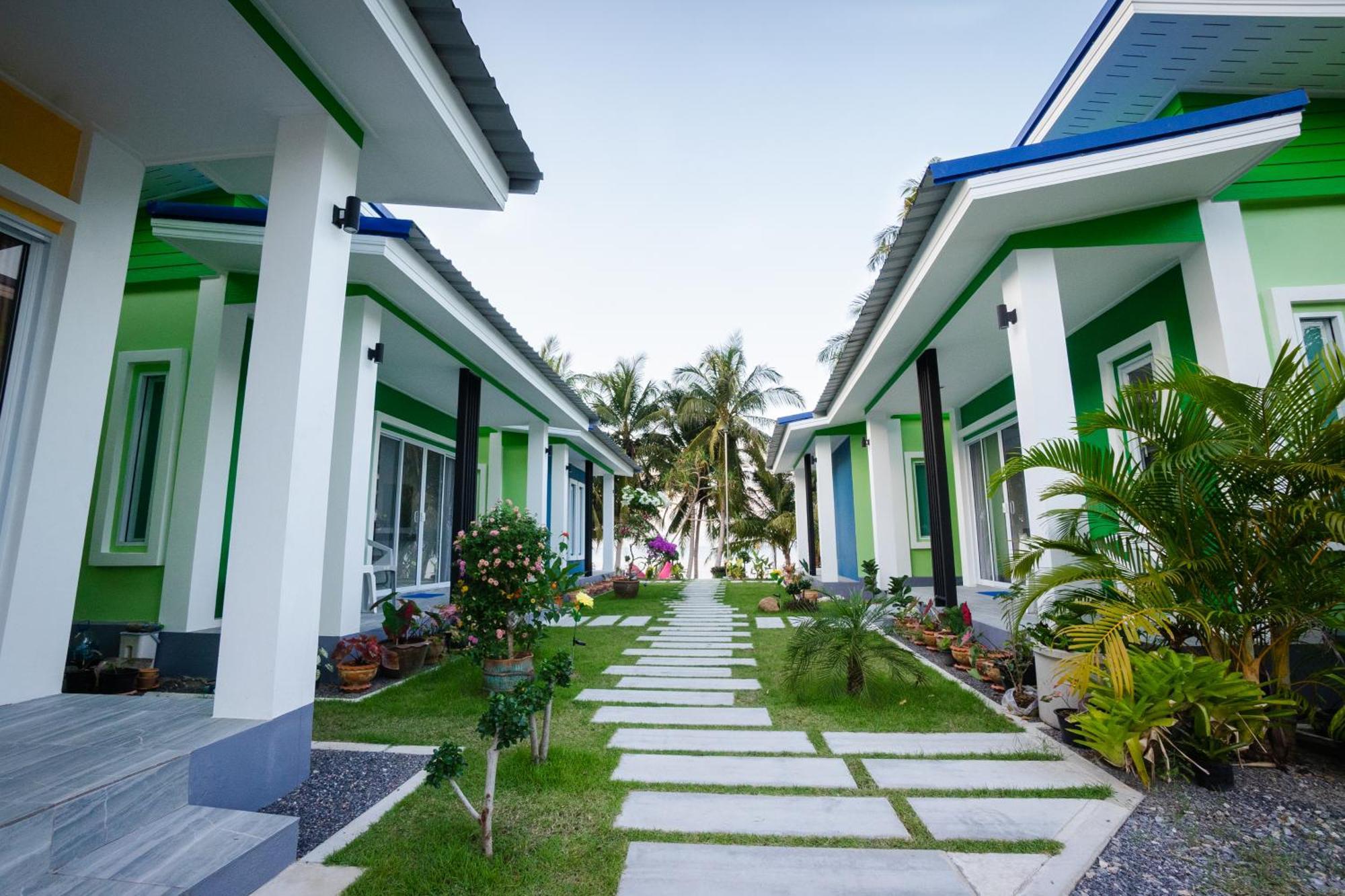 Coco Sea Bangpo Resort Ban Bang Po Rum bild